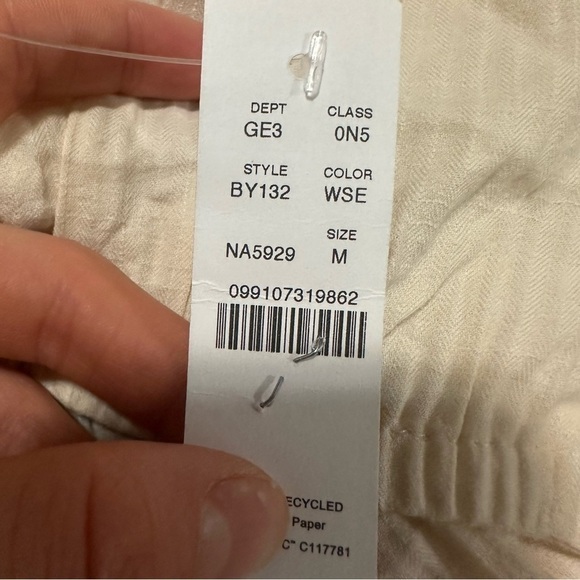 J crew airy gauze top NWT - Picture 4 of 4